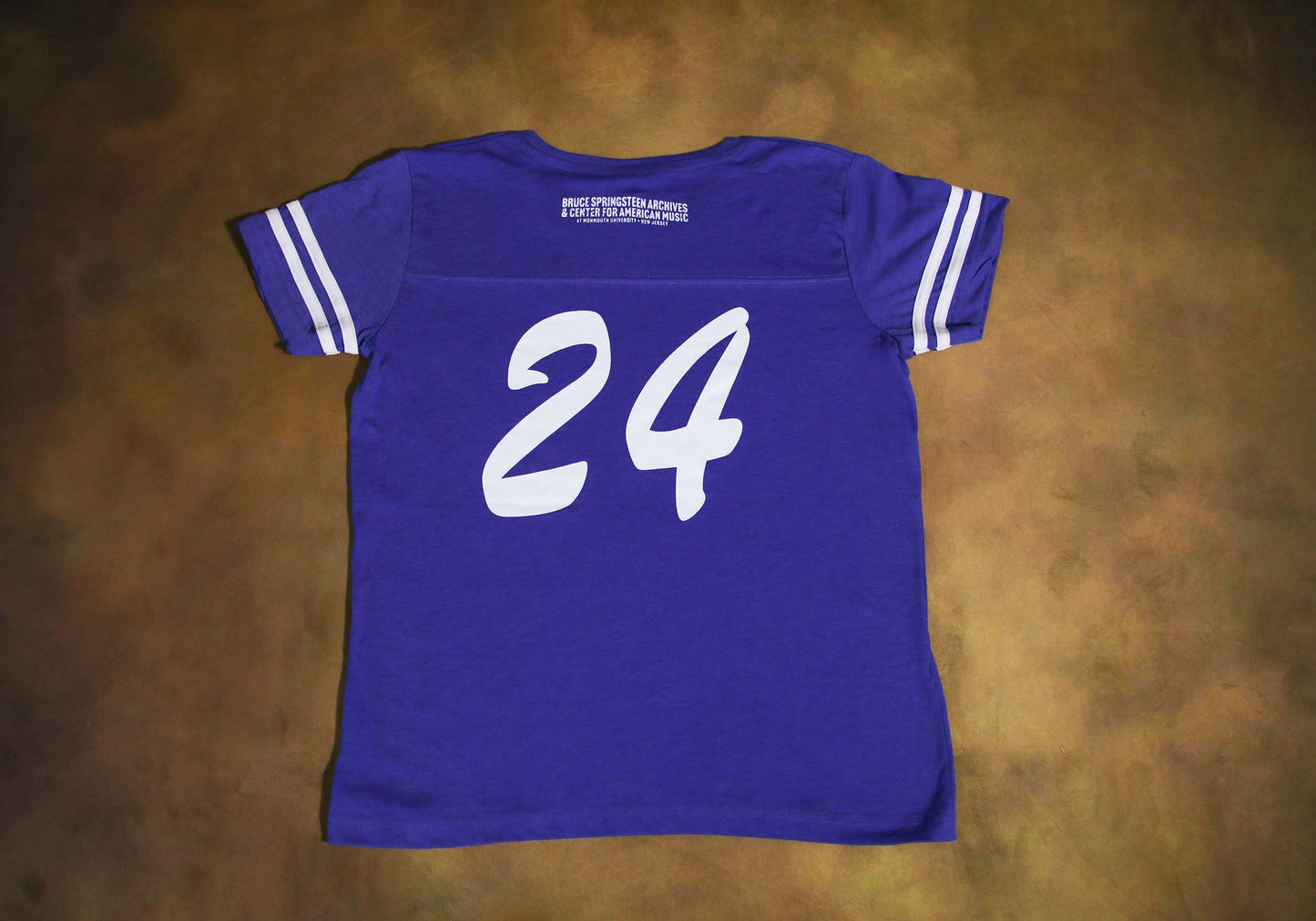 E Street Queens V-Neck Tee